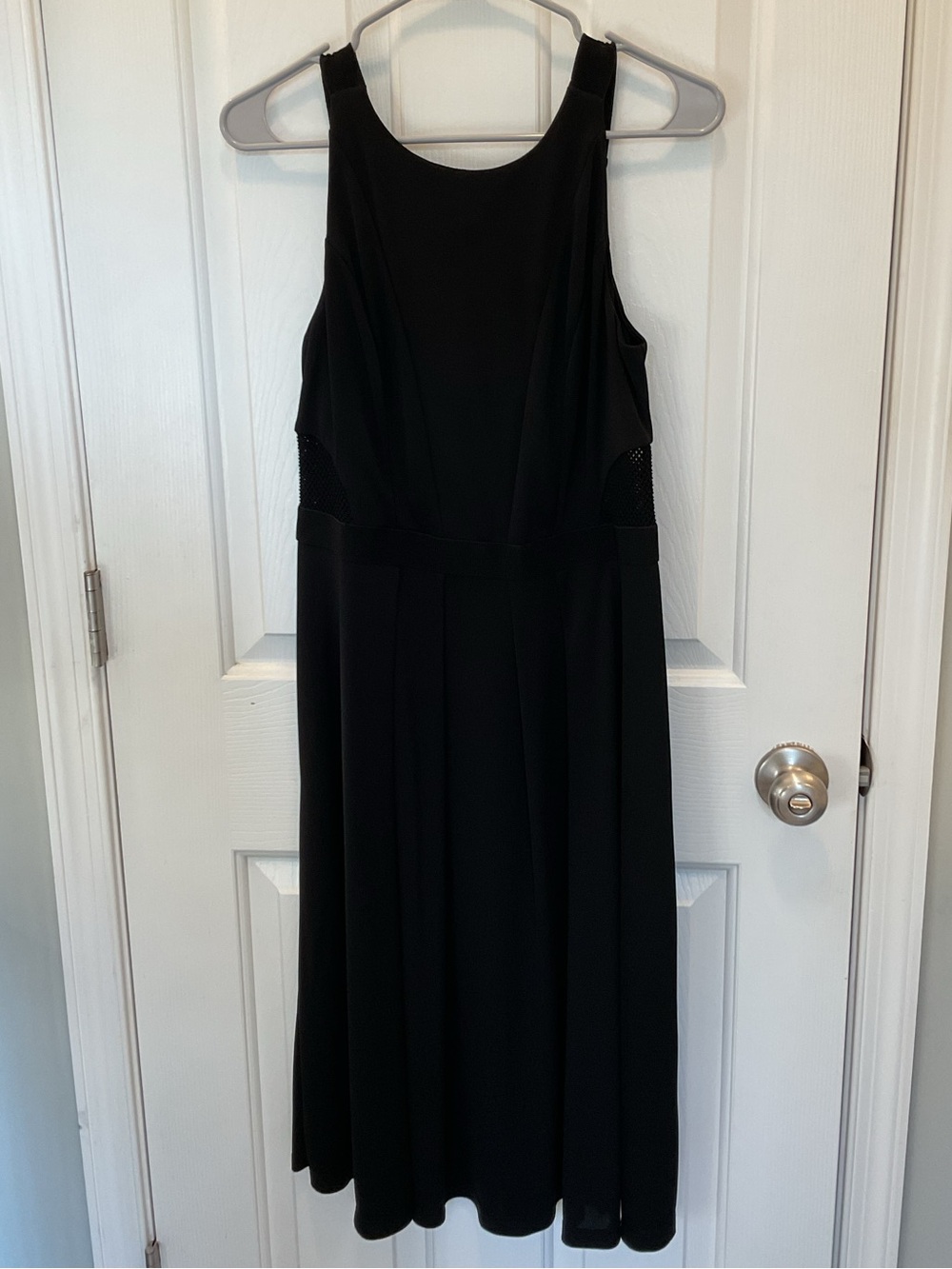 Ashley Graham Black Sleeveless Midi Dress with Scoop Neck